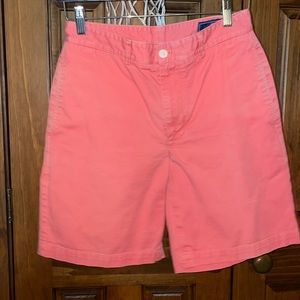 Vineyard Vine Club Short Men’s Size 28 watermelon/pink color